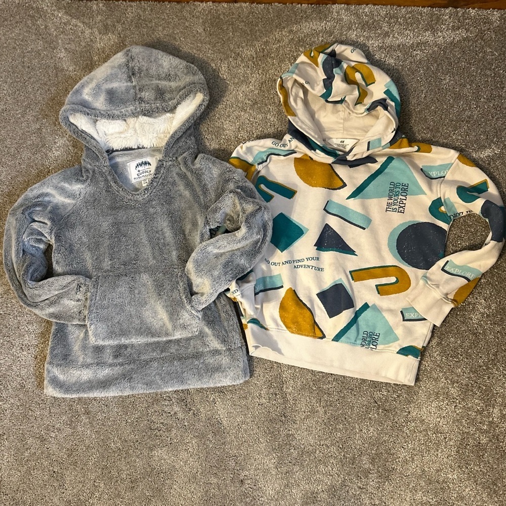 Bundle of 2 Boys Hoodies size 7